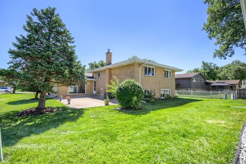 Tiny photo for 2630 Somerset Drive, Westchester, IL 60154 (MLS # 12631539)