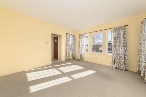 Tiny photo for 4910 W Newport Avenue, Chicago, IL 60641 (MLS # 12501482)