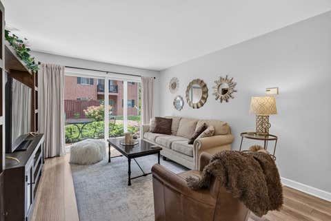 Tiny photo for 1531 Raymond Drive #101, Naperville, IL 60563 (MLS # 12725274)