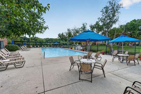 Tiny photo for 1531 Raymond Drive #101, Naperville, IL 60563 (MLS # 12725274)