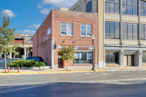 60 S Broadway Avenue Aurora IL 60505