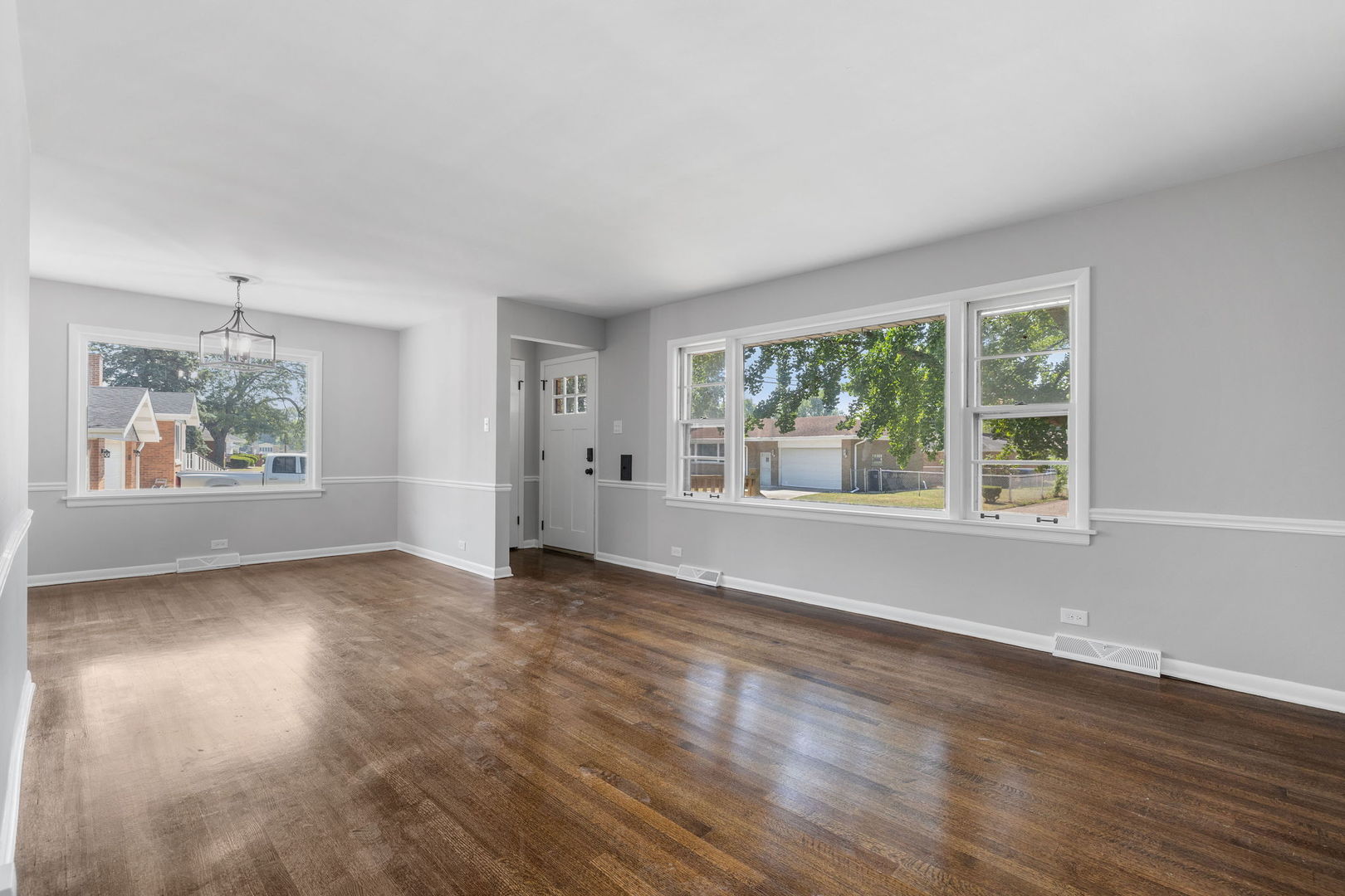 1006 E 163rd Street