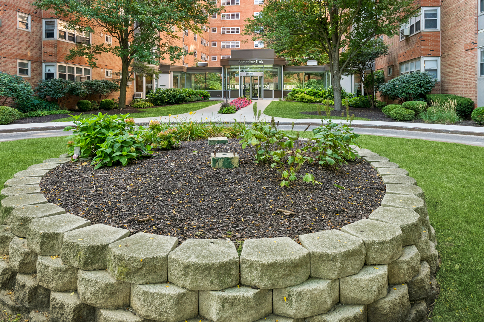 4950 N Marine Drive 1009