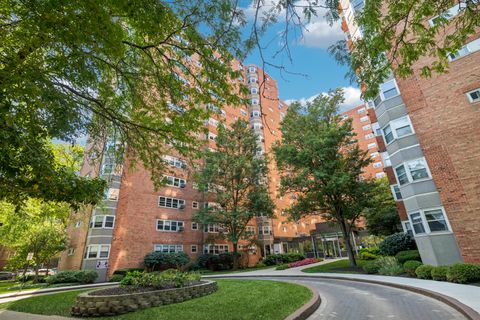 Tiny photo for 4950 N Marine Drive #1009, Chicago, IL 60640 (MLS # 12493141)