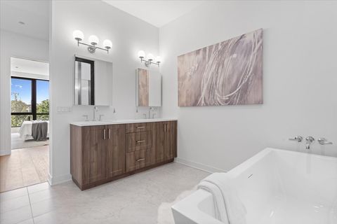 Tiny photo for 1340 W Chestnut Street #401, Chicago, IL 60642 (MLS # 12544420)