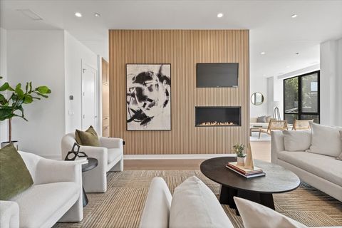 Tiny photo for 1340 W Chestnut Street #401, Chicago, IL 60642 (MLS # 12544420)