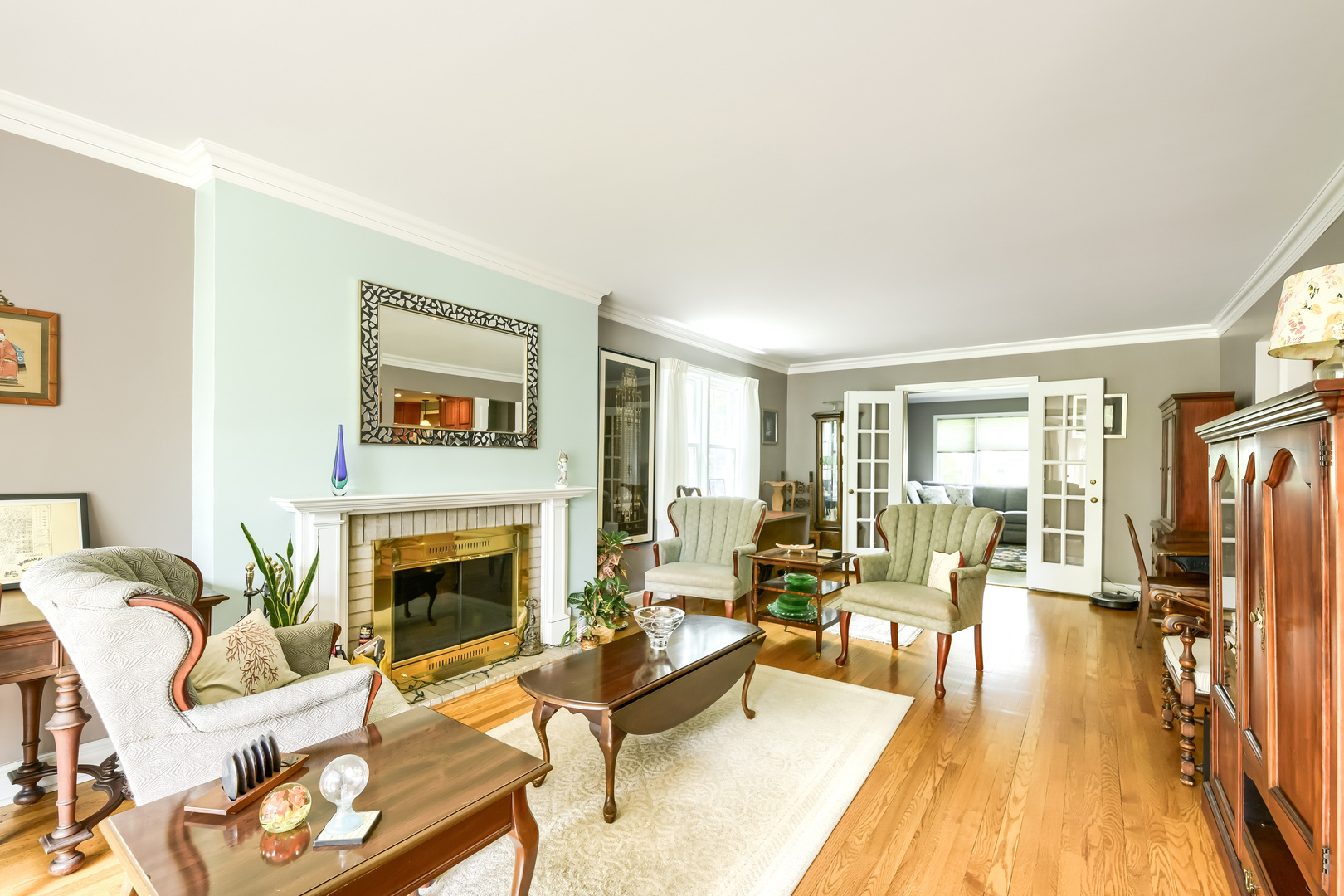 2152 W 107th Place