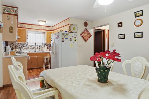 Tiny photo for 7329 W 85th Place #2A, Bridgeview, IL 60455 (MLS # 12569451)