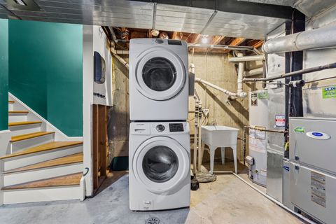 Tiny photo for 2134 N Winchester Avenue #B, Chicago, IL 60614 (MLS # 12507559)