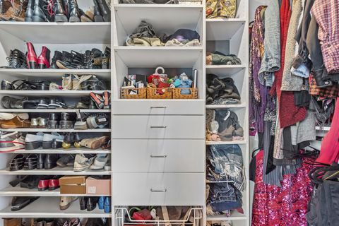 Tiny photo for 2134 N Winchester Avenue #B, Chicago, IL 60614 (MLS # 12507559)