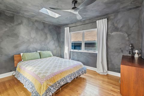 Tiny photo for 2134 N Winchester Avenue #B, Chicago, IL 60614 (MLS # 12507559)