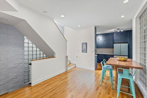 Tiny photo for 2134 N Winchester Avenue #B, Chicago, IL 60614 (MLS # 12507559)