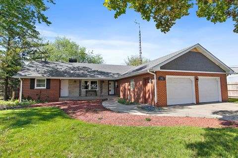 Photo of 3415 Venice Avenue, McHenry, IL 60050 (MLS # 12639662)