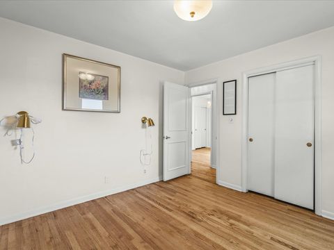 Tiny photo for 723 S 6th Avenue, St. Charles, IL 60174 (MLS # 12486557)