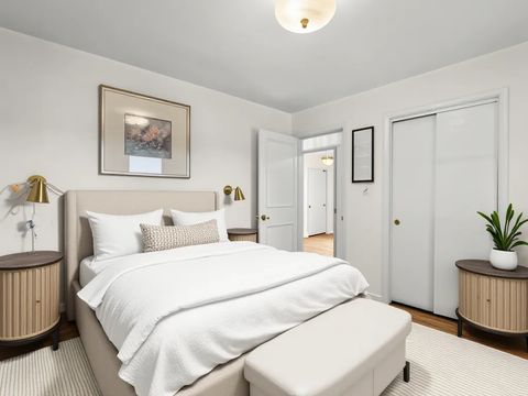 Tiny photo for 723 S 6th Avenue, St. Charles, IL 60174 (MLS # 12486557)