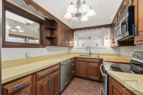 Tiny photo for 330 S Maple Street, Itasca, IL 60143 (MLS # 12582540)
