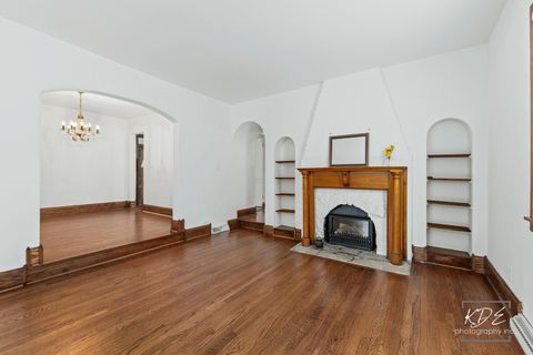 Tiny photo for 330 S Maple Street, Itasca, IL 60143 (MLS # 12582540)