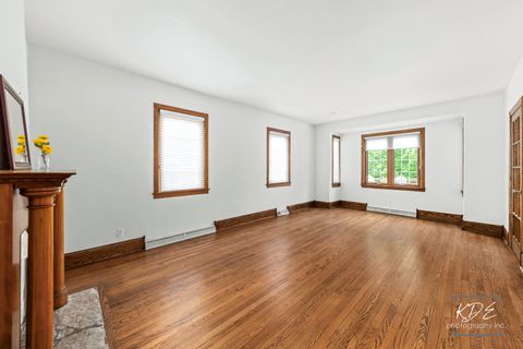 Tiny photo for 330 S Maple Street, Itasca, IL 60143 (MLS # 12582540)