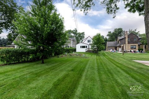 Tiny photo for 330 S Maple Street, Itasca, IL 60143 (MLS # 12582540)