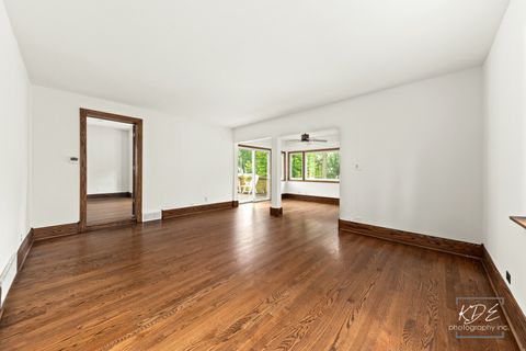 Tiny photo for 330 S Maple Street, Itasca, IL 60143 (MLS # 12582540)