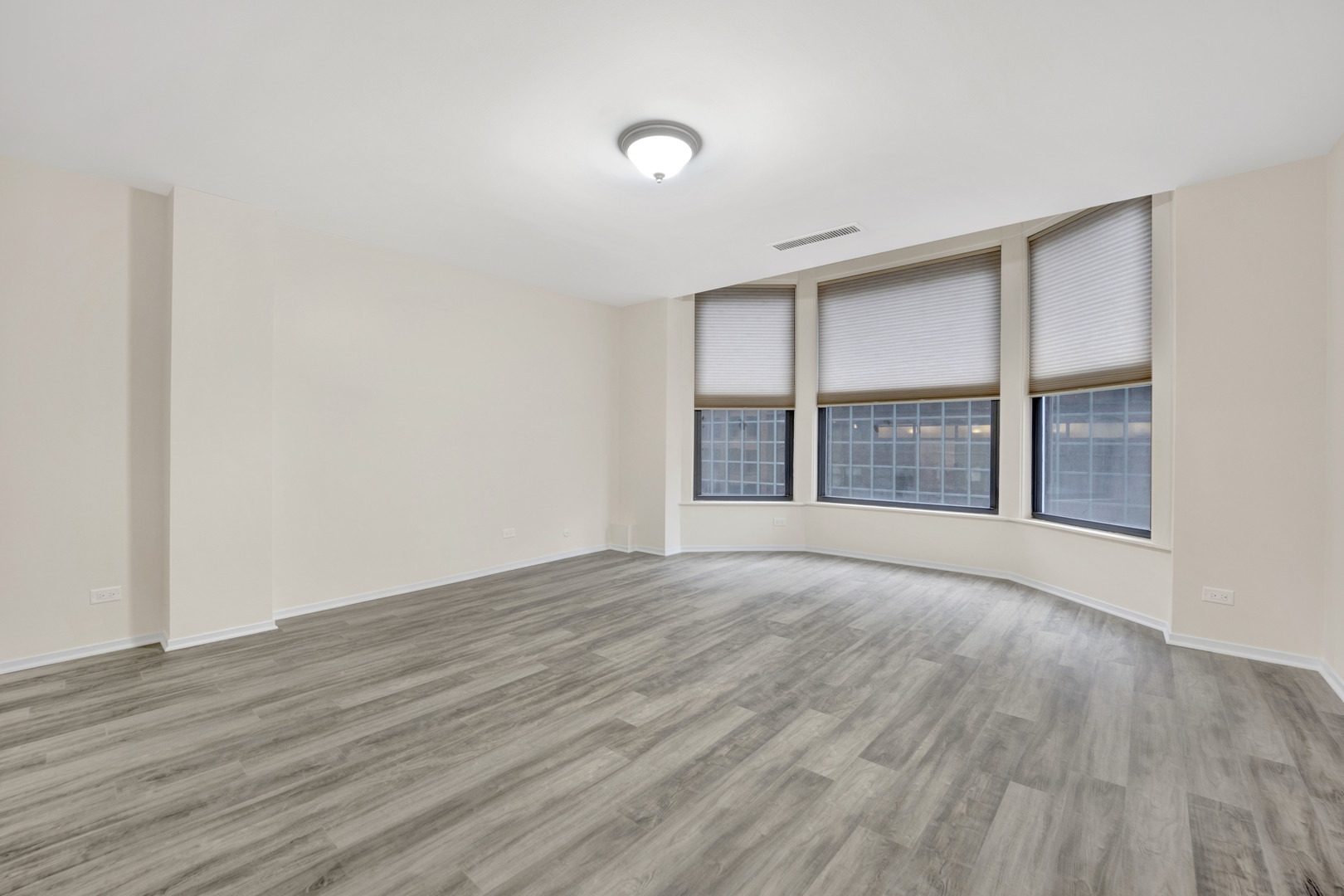431 S Dearborn Street 801