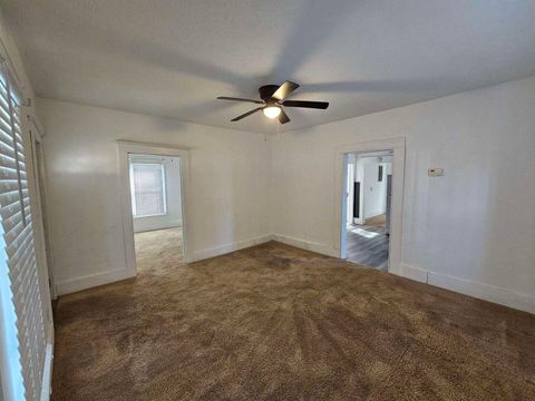 Tiny photo for 803 S Maple Street, Salem, IL 62881 (MLS # 100000341)