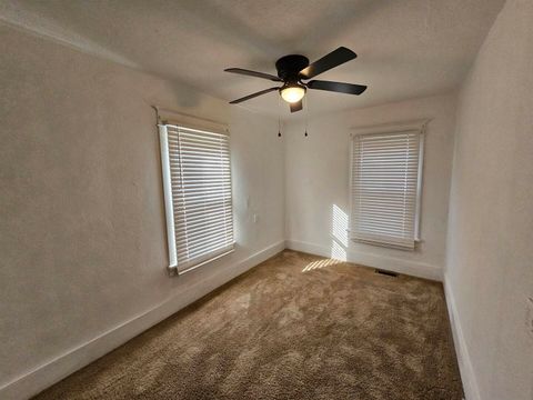 Tiny photo for 803 S Maple Street, Salem, IL 62881 (MLS # 100000341)