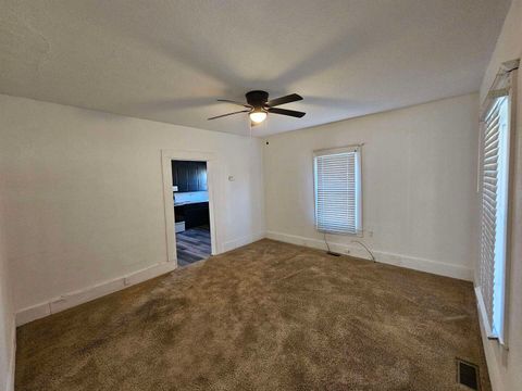 Tiny photo for 803 S Maple Street, Salem, IL 62881 (MLS # 100000341)