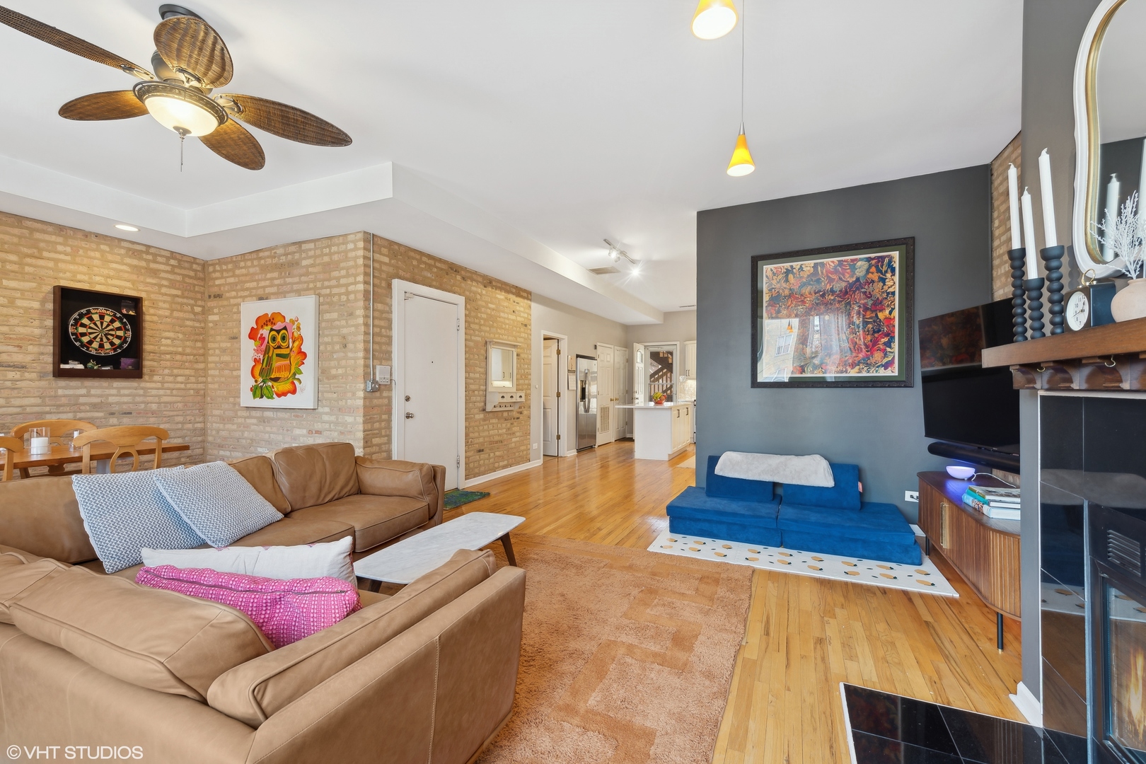 2644 N Washtenaw Avenue 2D