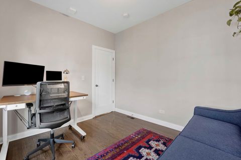 Tiny photo for 410 W Maple Street, Lombard, IL 60148 (MLS # 12686732)
