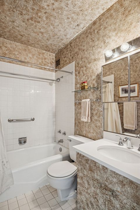 Tiny photo for 3200 N Lake Shore Drive #2701, Chicago, IL 60657 (MLS # 12553201)