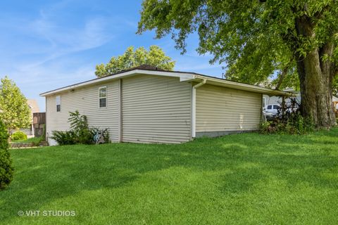 Tiny photo for 7919 Hill Drive, Wonder Lake, IL 60097 (MLS # 12488490)