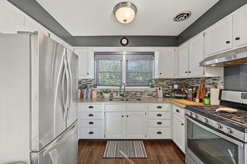 Tiny photo for 11003 S Tripp Avenue, Oak Lawn, IL 60453 (MLS # 12771631)