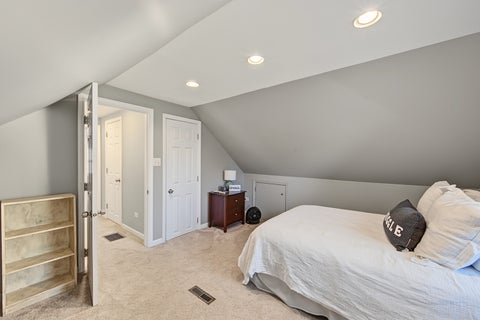 Tiny photo for 11003 S Tripp Avenue, Oak Lawn, IL 60453 (MLS # 12771631)