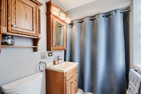 Tiny photo for 3734 W 107th Street, Chicago, IL 60655 (MLS # 12649346)
