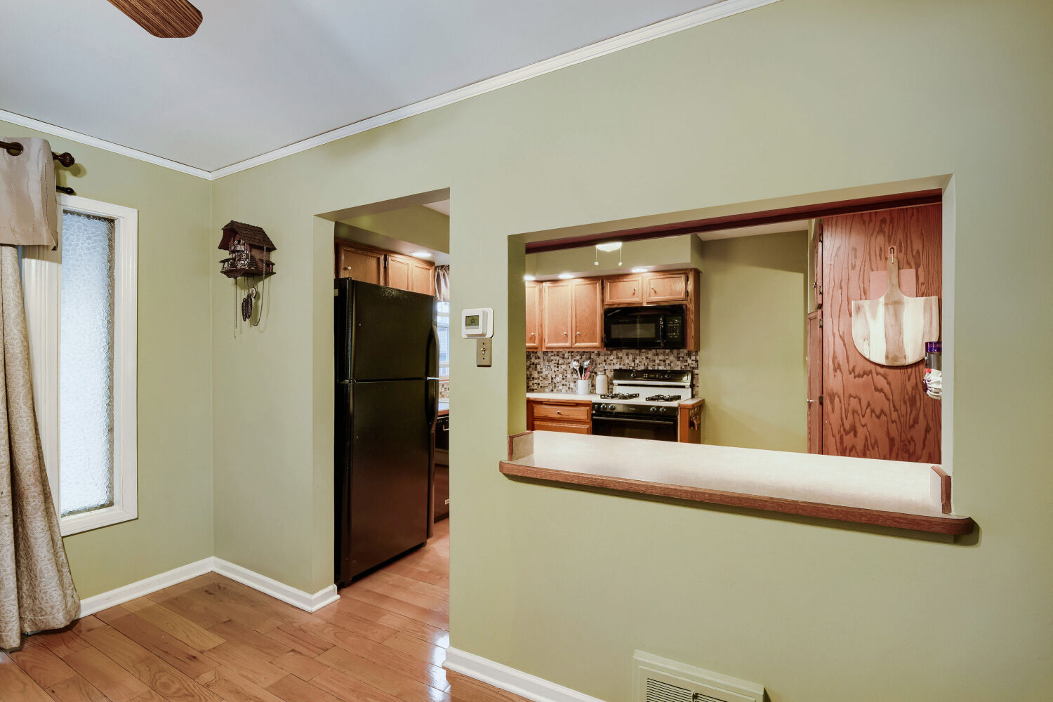 3734 W 107th Street