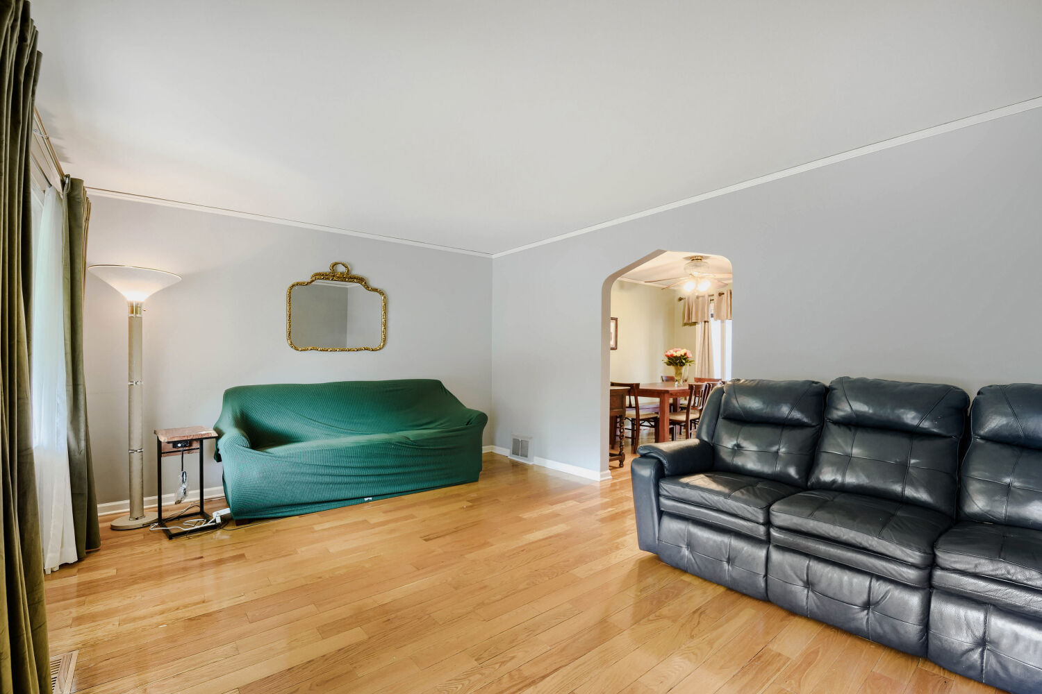 3734 W 107th Street