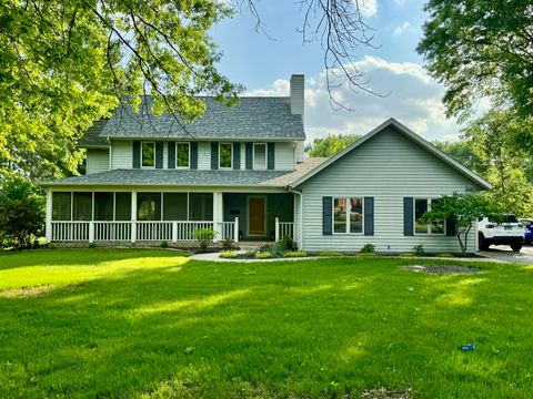 Single Family Residence in Rockford IL 10604 Whispering Pines Way.jpg