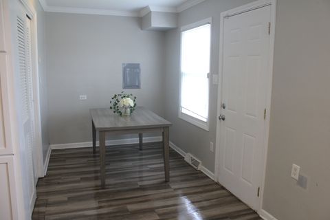 Tiny photo for 4627 Custer Avenue, Lyons, IL 60534 (MLS # 12607442)