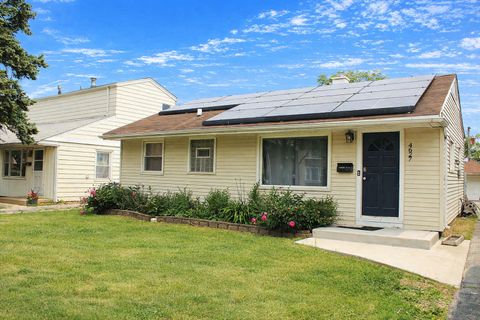 Tiny photo for 4627 Custer Avenue, Lyons, IL 60534 (MLS # 12607442)