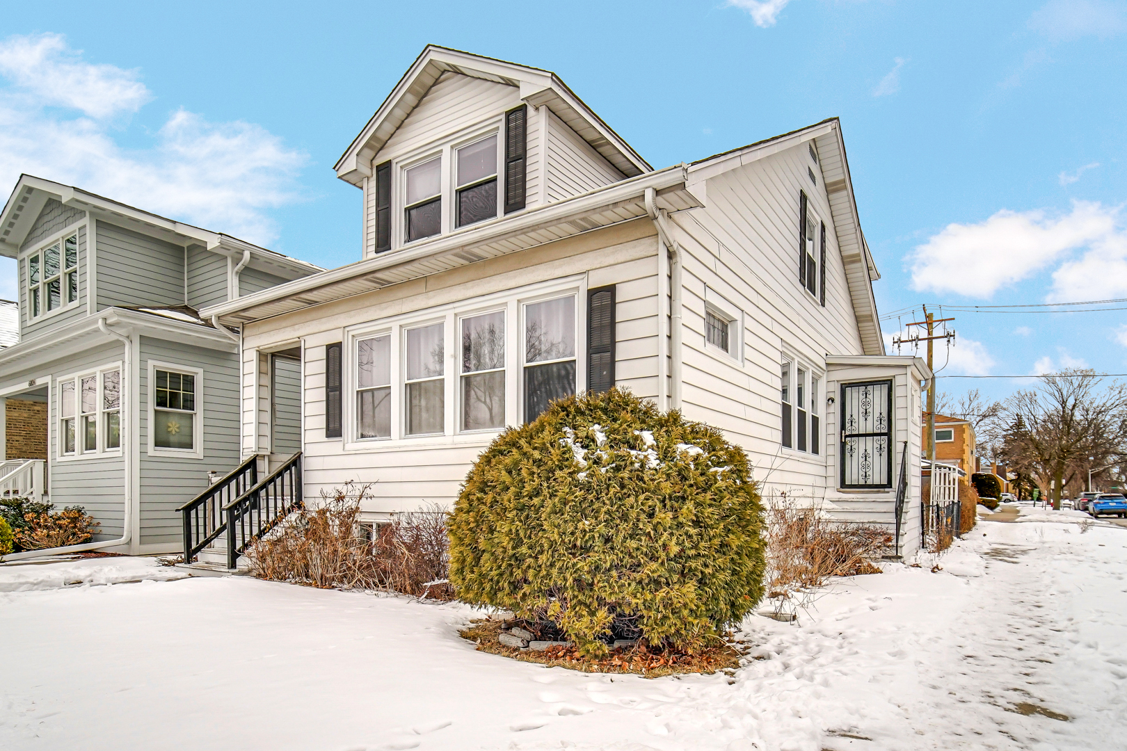 6802 W Highland Avenue