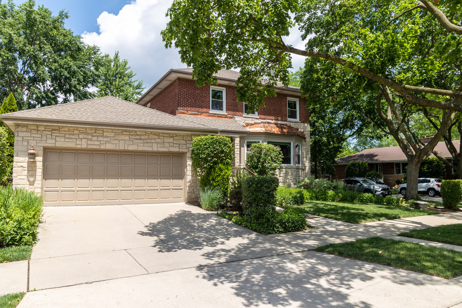 2900 W Birchwood Avenue