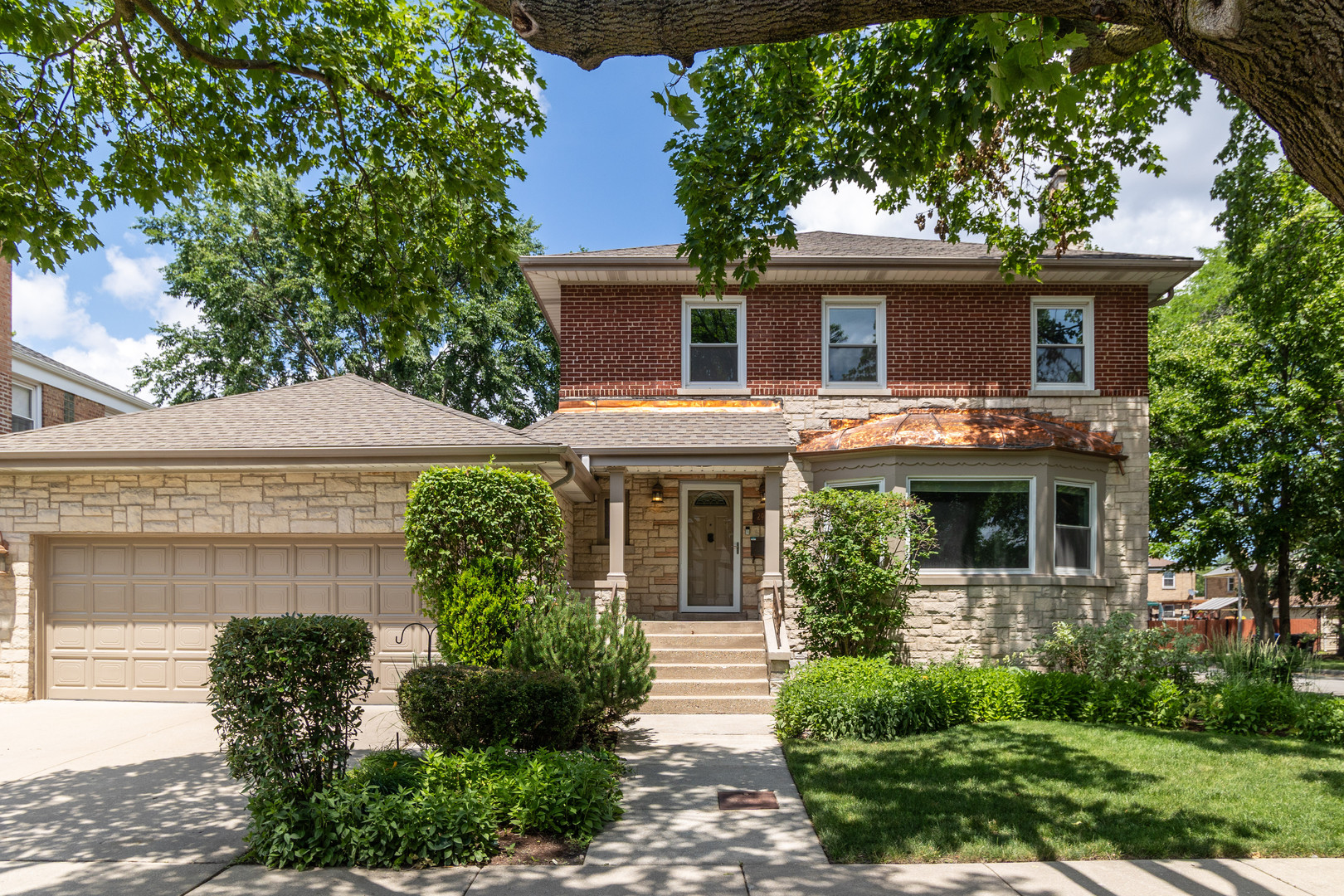 2900 W Birchwood Avenue