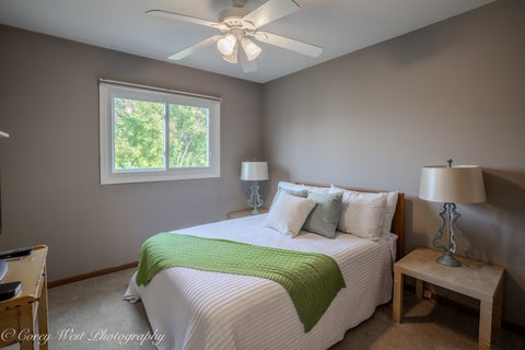 Tiny photo for 1452 S PEMBROKE Drive, South Elgin, IL 60177 (MLS # 12779611)