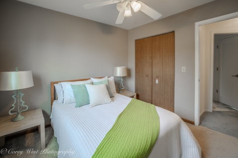 Tiny photo for 1452 S PEMBROKE Drive, South Elgin, IL 60177 (MLS # 12779611)