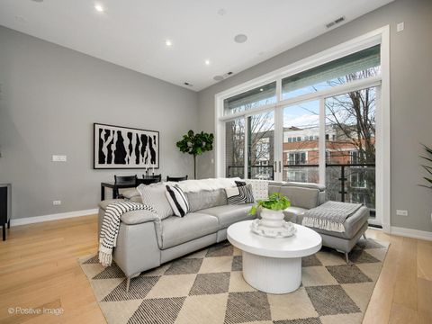 Tiny photo for 1513 W Thomas Street #3, Chicago, IL 60642 (MLS # 12541438)