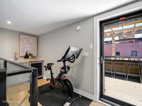 Tiny photo for 1513 W Thomas Street #3, Chicago, IL 60642 (MLS # 12541438)