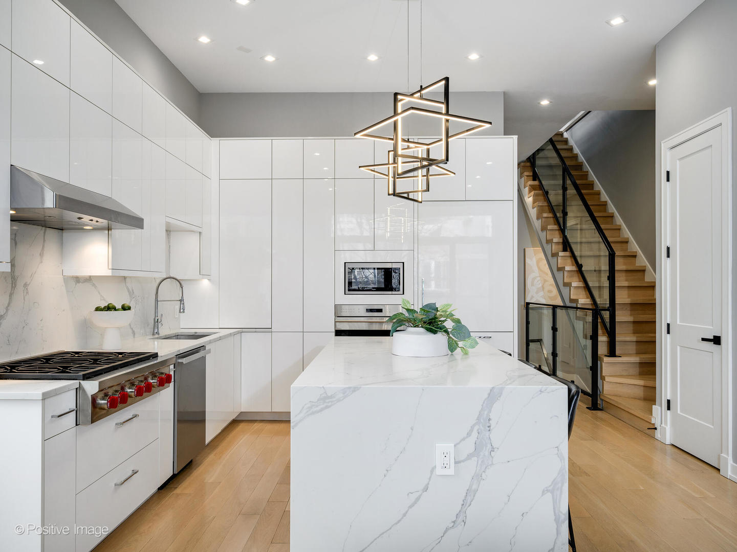 1513 W Thomas Street 3