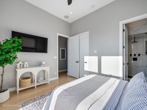 Tiny photo for 1513 W Thomas Street #3, Chicago, IL 60642 (MLS # 12541438)