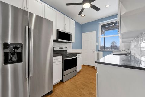 Tiny photo for 851 W Belle Plaine Avenue #2W, Chicago, IL 60613 (MLS # 12593415)